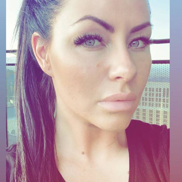 Meet your Posher, Jacquie - Picture 1 of 1